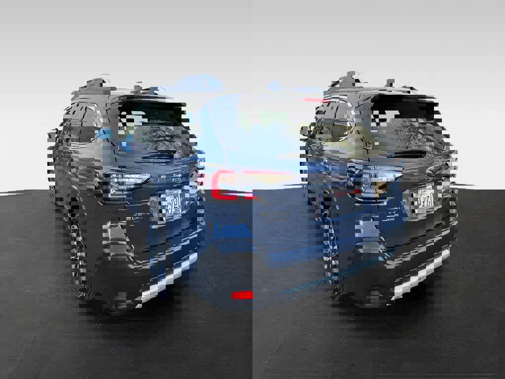 Used 2024 Subaru Outback Touring XT image 4