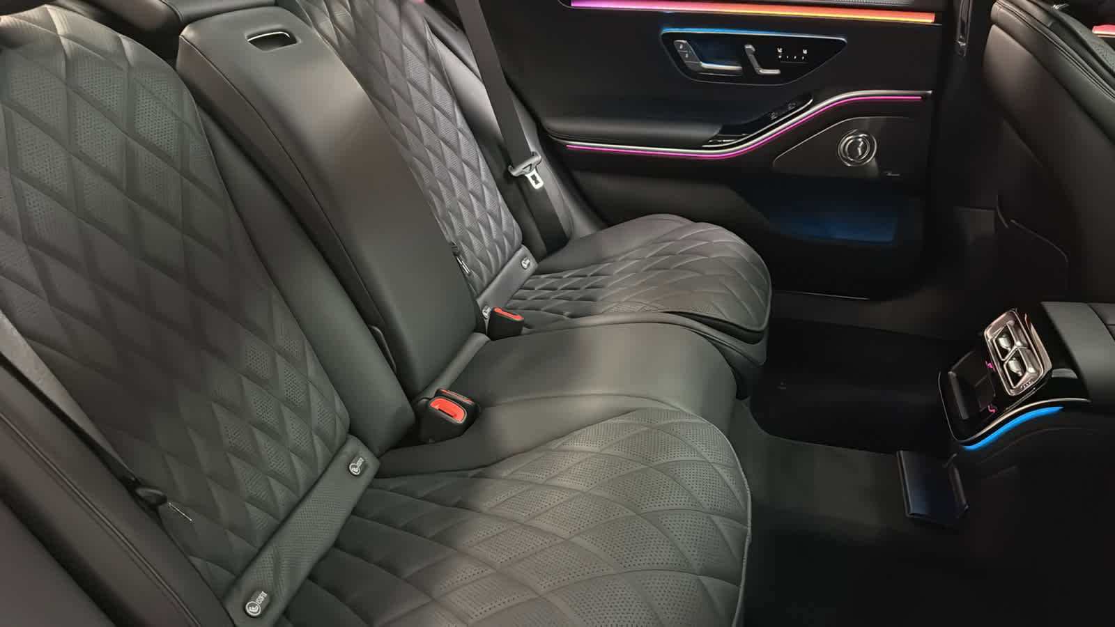 New 2026 Mercedes-Benz S 580 4MATIC Sedan image 35