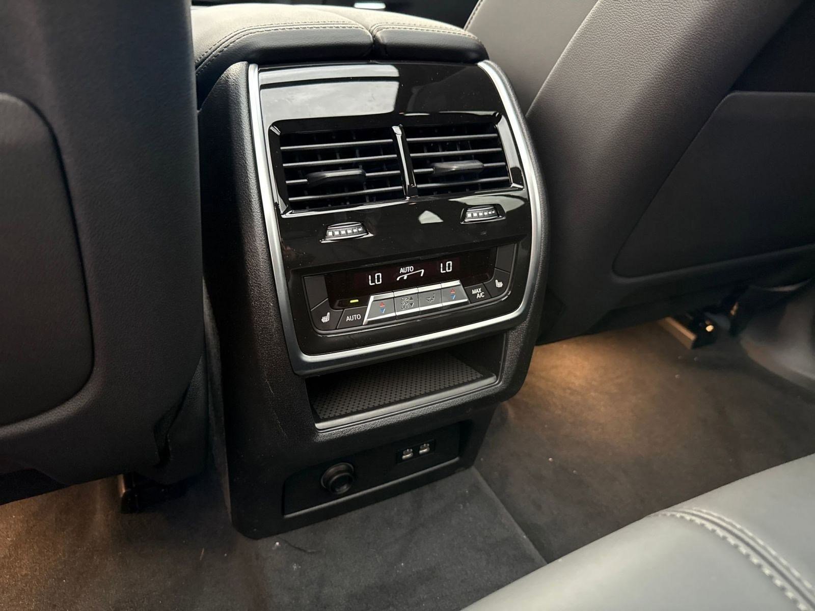 New 2026 BMW X5 xDrive40i w/ M Sport Package image 25