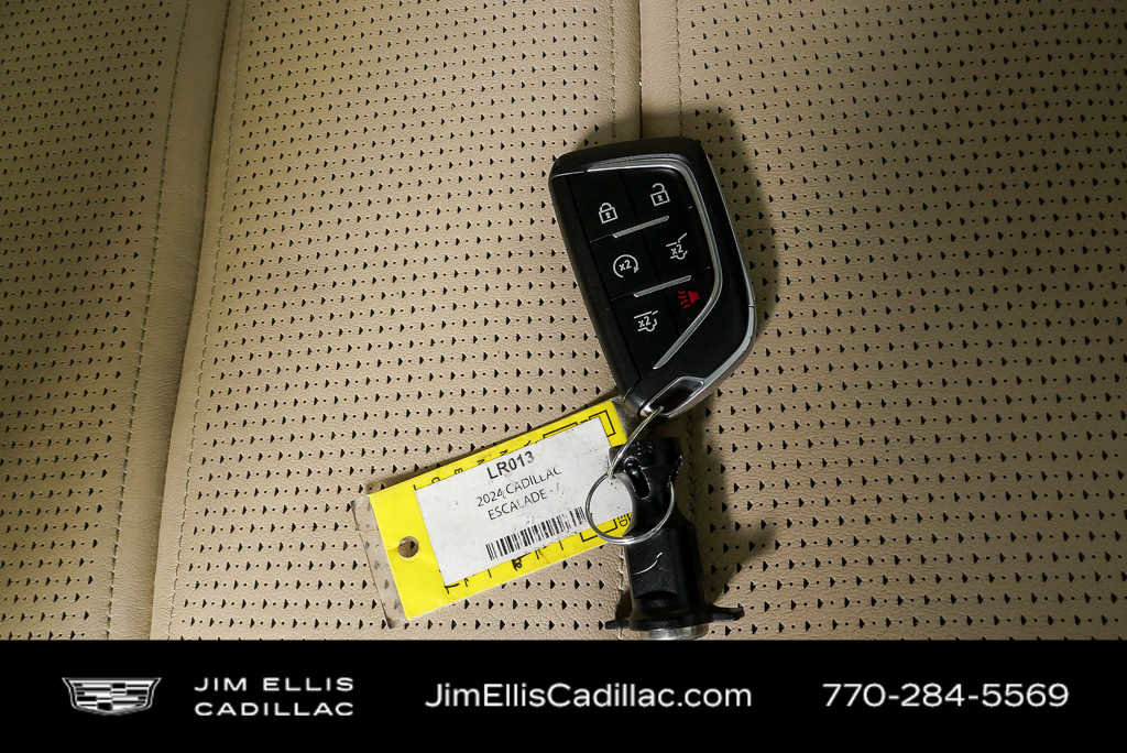 Used 2024 Cadillac Escalade Premium Luxury image 26
