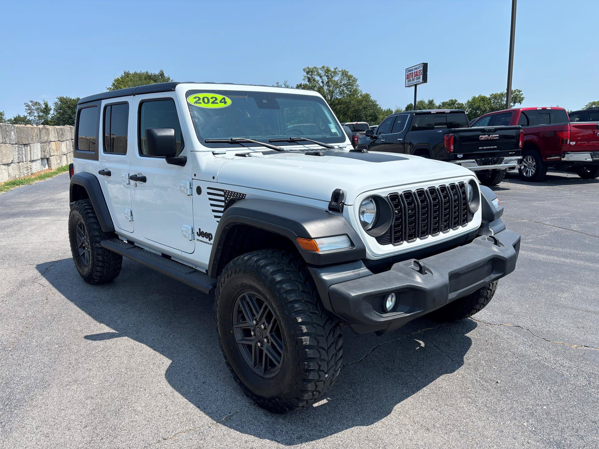 Used 2024 Jeep Wrangler Unlimited Sport AWD/4WD image 1