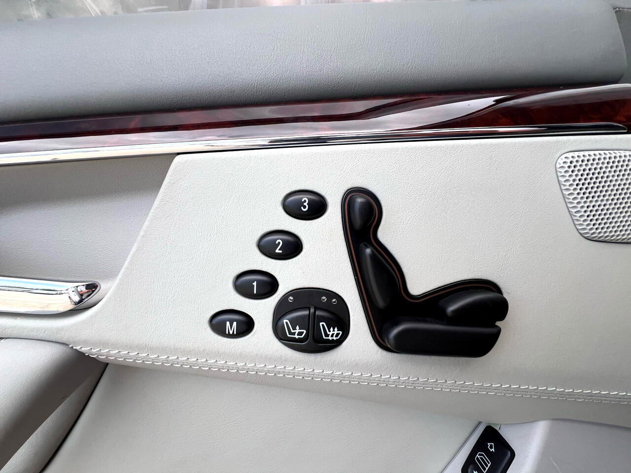 Used 2005 Mercedes-Benz S 600 image 44