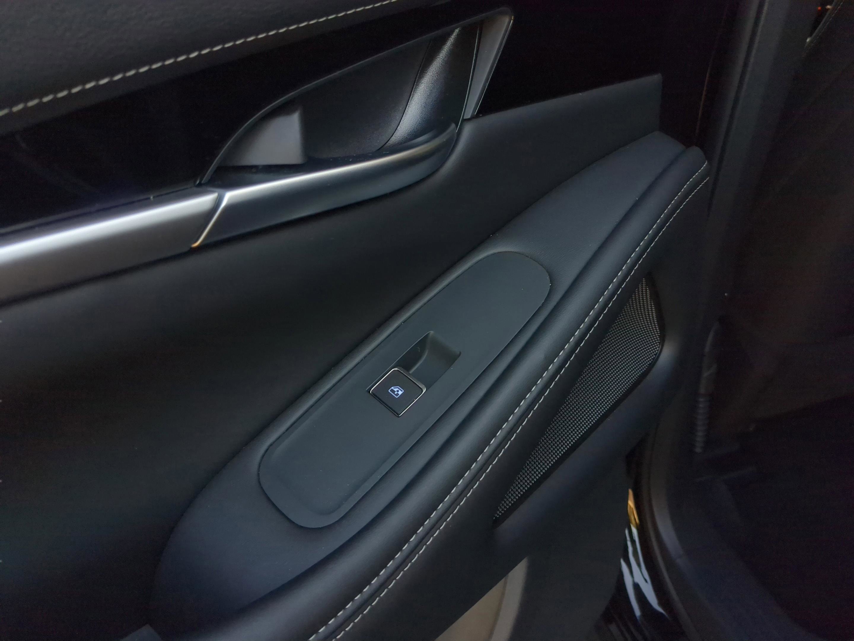 Used 2025 INFINITI QX60 Pure w/ Cargo Package image 28