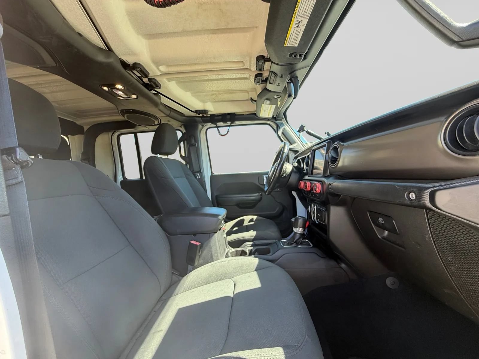 Used 2020 Jeep Gladiator Sport w/ Quick Order Package 24S AWD/4WD image 33
