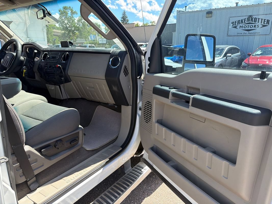 Used 2010 Ford F250 XLT AWD/4WD image 17