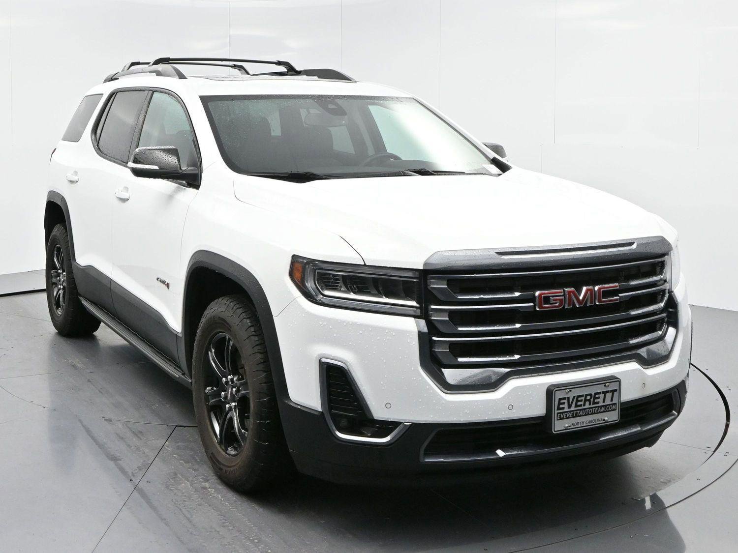 Used 2023 GMC Acadia AT4 w/ LPO, 'HIT The Road' Package AWD/4WD image 2