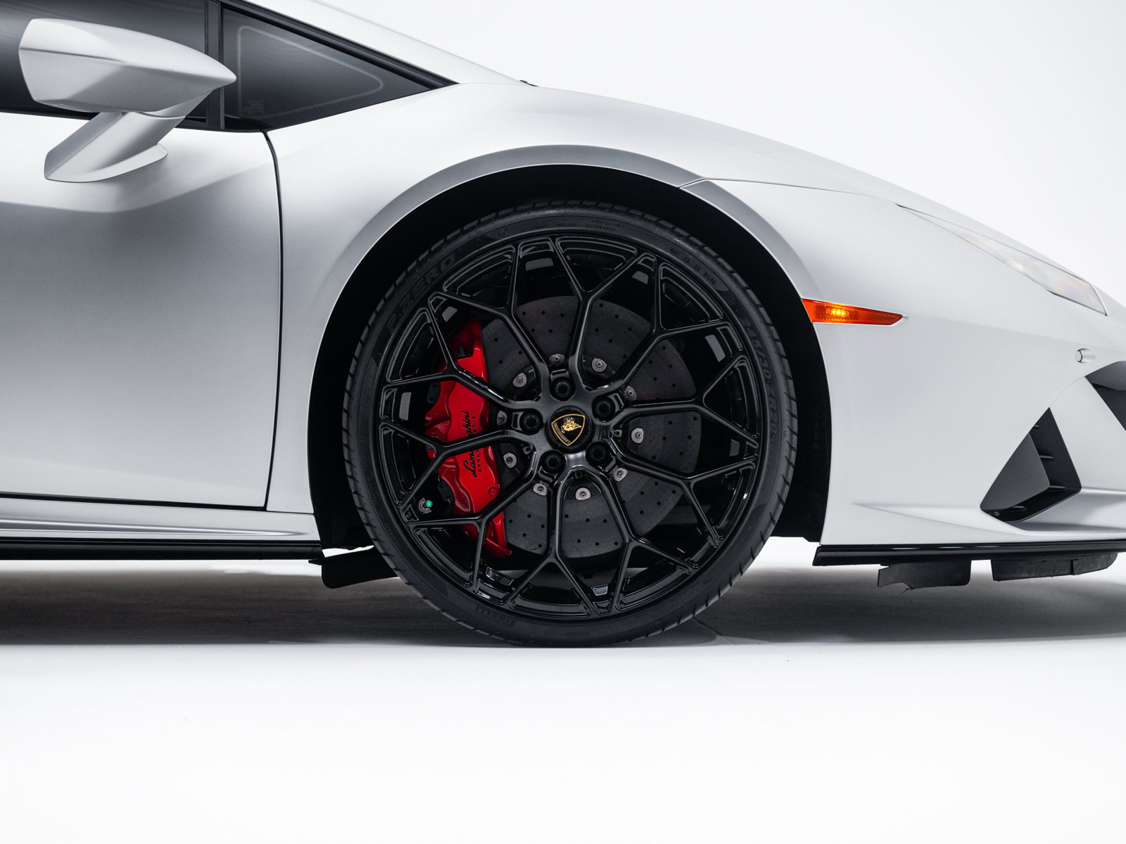 Used 2020 Lamborghini Huracan EVO AWD/4WD image 13
