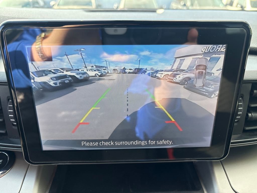 Used 2021 Ford Explorer XLT w/ Class III Trailer Tow Package image 19