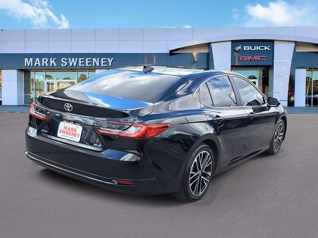 Used 2025 Toyota Camry XLE image 31