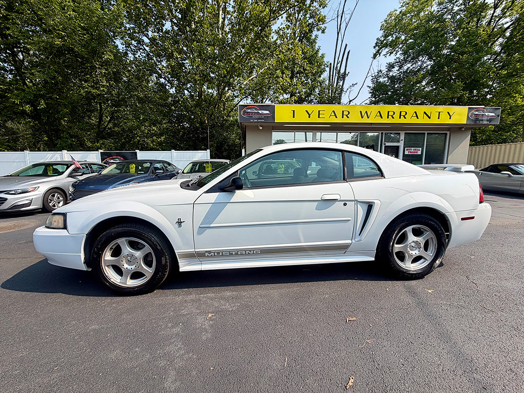 Used 2003 Ford Mustang Coupe RWD image 4