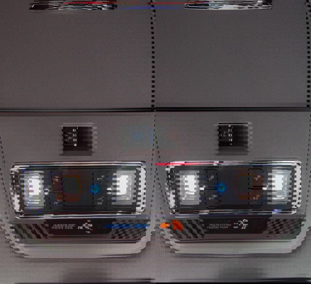 Used 2023 Ford F150 Lariat w/ Equipment Group 502A High image 30