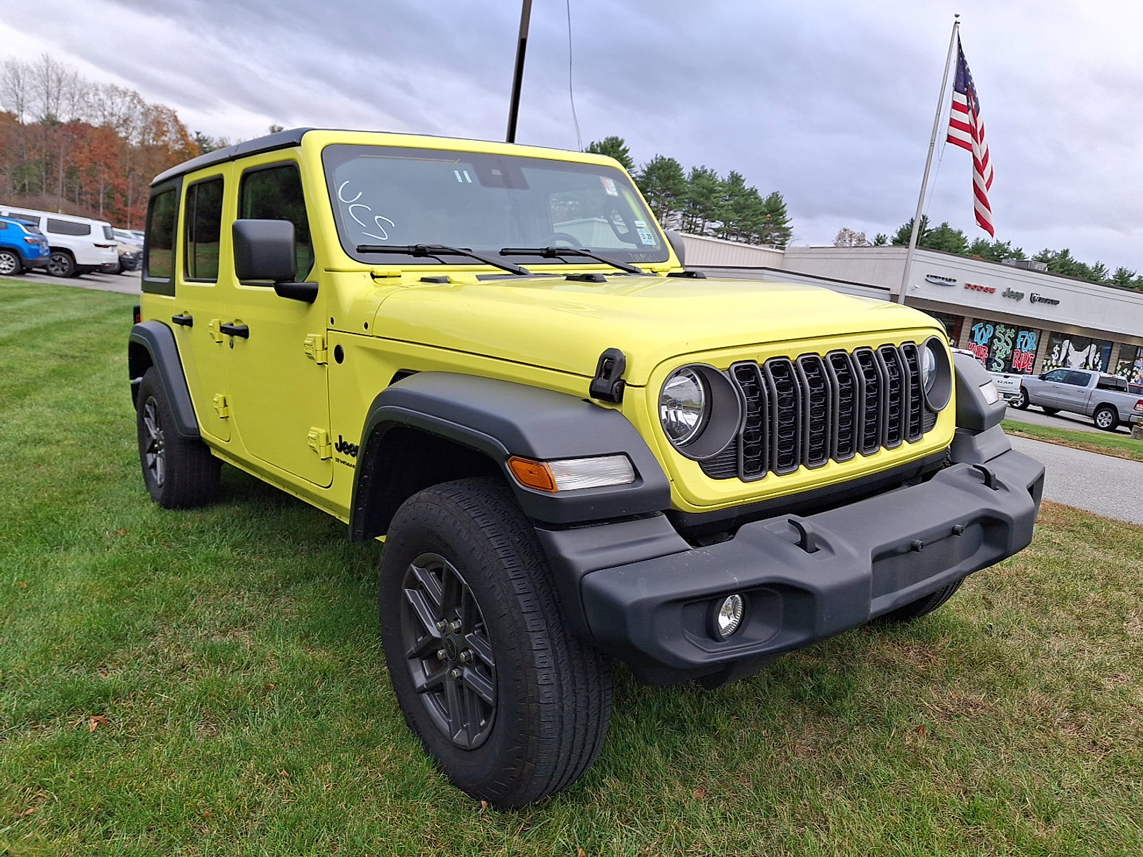 Used 2024 Jeep Wrangler Sport S image 2