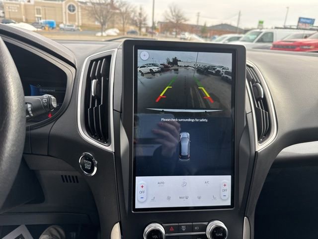 Used 2024 Ford Edge SEL image 26
