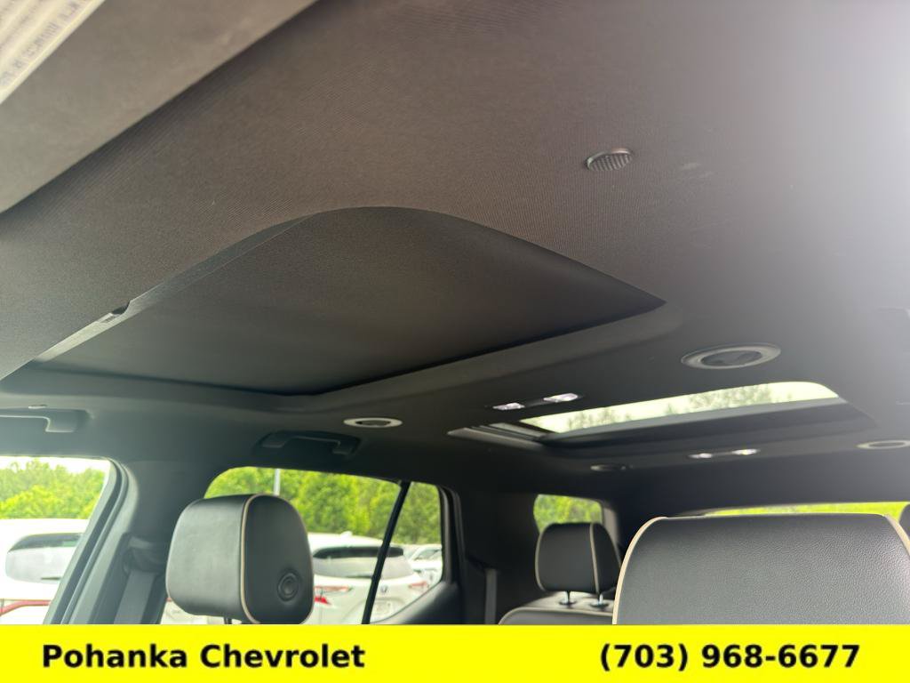 Certified 2023 Chevrolet Traverse Premier w/ Redline Edition AWD/4WD image 19