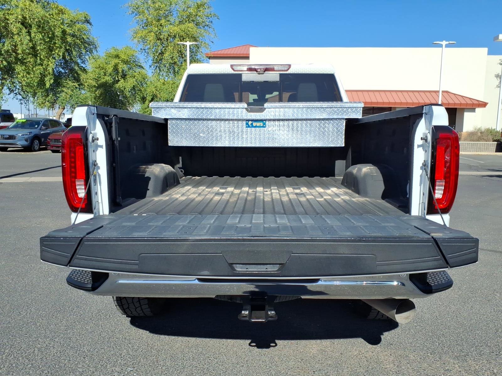 Used 2020 GMC Sierra 2500 SLT w/ SLT Premium Plus Package AWD/4WD image 12