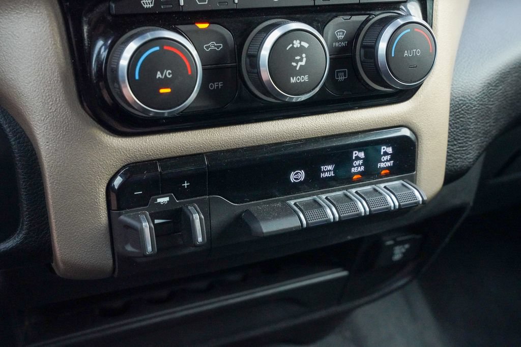 Used 2024 RAM 2500 Laramie w/ Safety Group AWD/4WD image 25