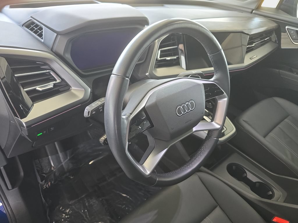 Used 2023 Audi Q4 e-tron Prestige AWD/4WD image 26