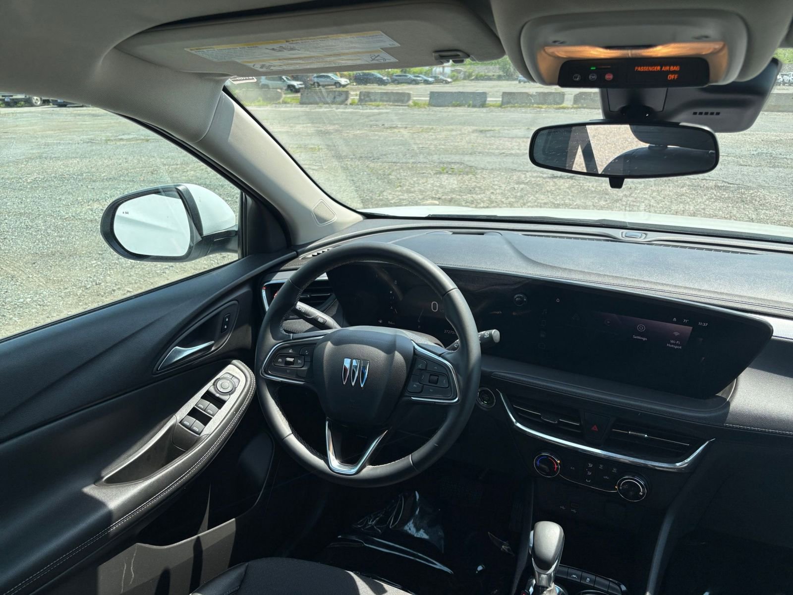 Used 2025 Buick Encore GX Preferred FWD image 30