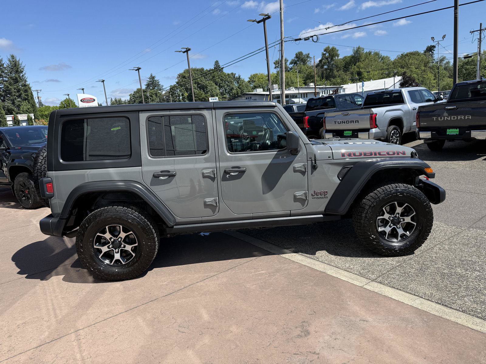 Used 2018 Jeep Wrangler Unlimited Rubicon AWD/4WD image 7