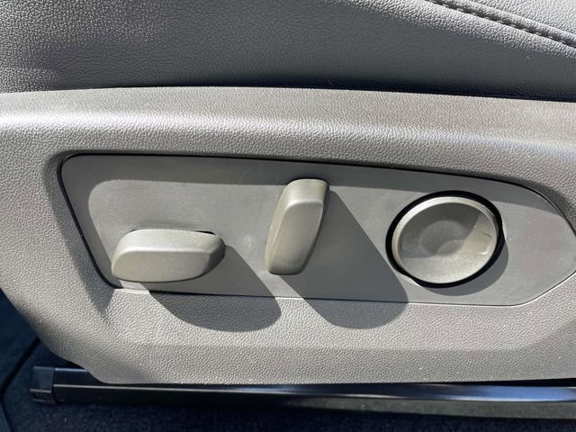 Used 2025 Chevrolet Colorado Trail Boss image 18