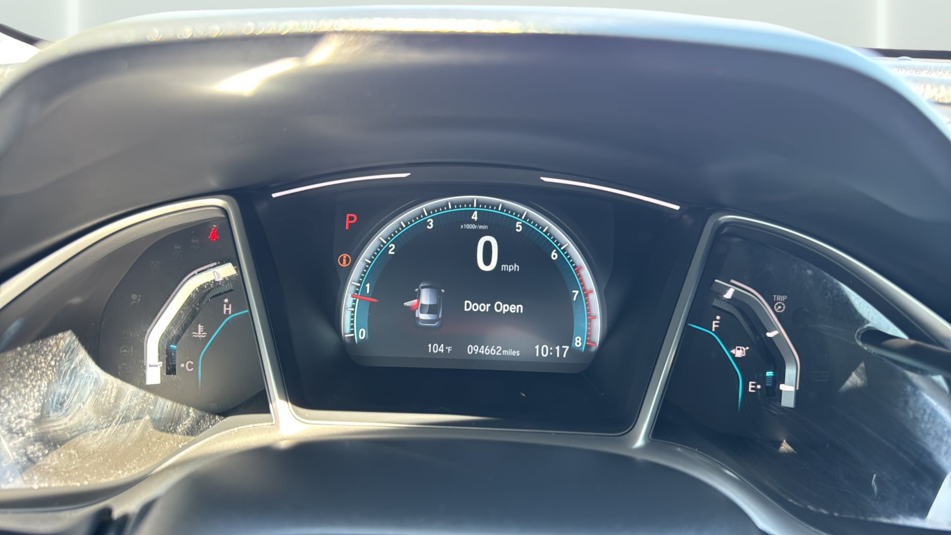 Used 2018 Honda Civic Touring image 30