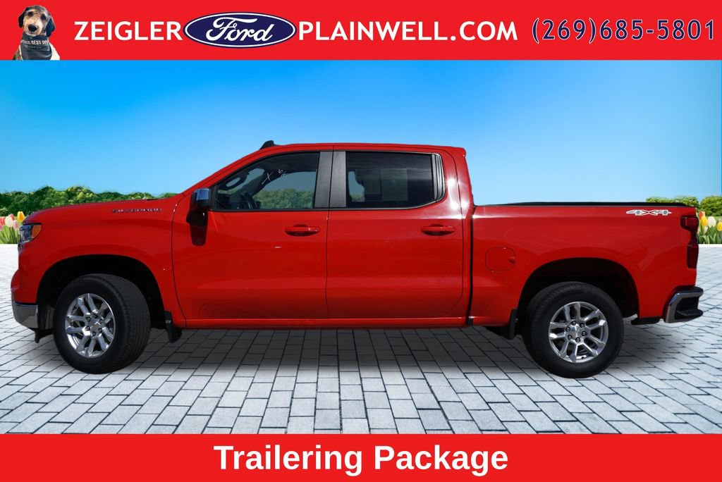 Used 2024 Chevrolet Silverado 1500 LT AWD/4WD image 2