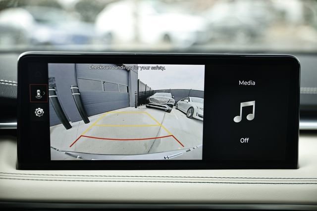 Used 2026 Genesis G70 2.5T image 35