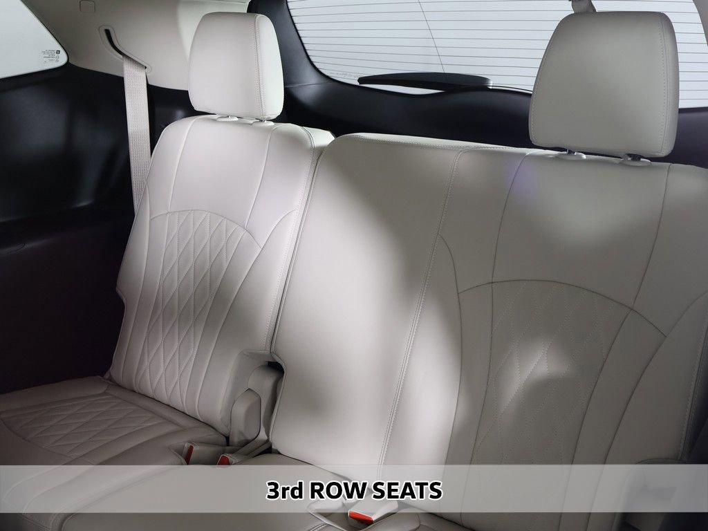 Used 2022 Buick Enclave Avenir w/ Avenir Technology Package image 13