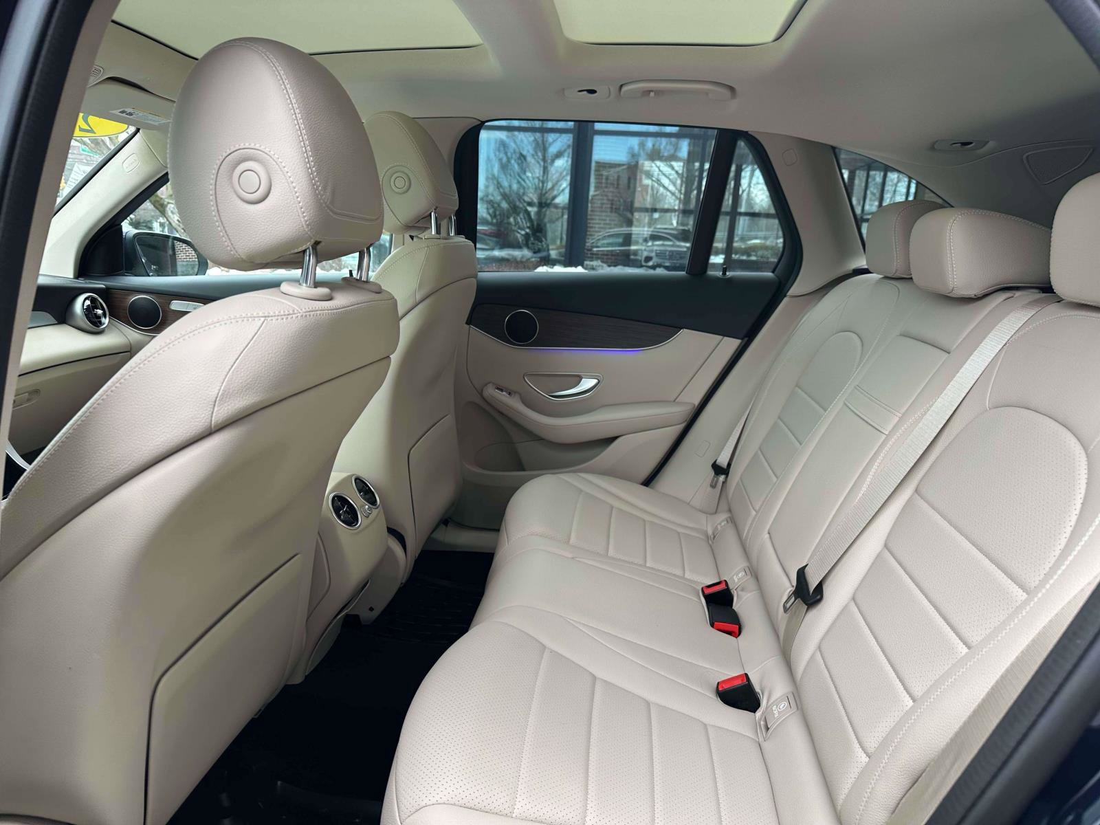 Certified 2022 Mercedes-Benz GLC 300 4MATIC image 9