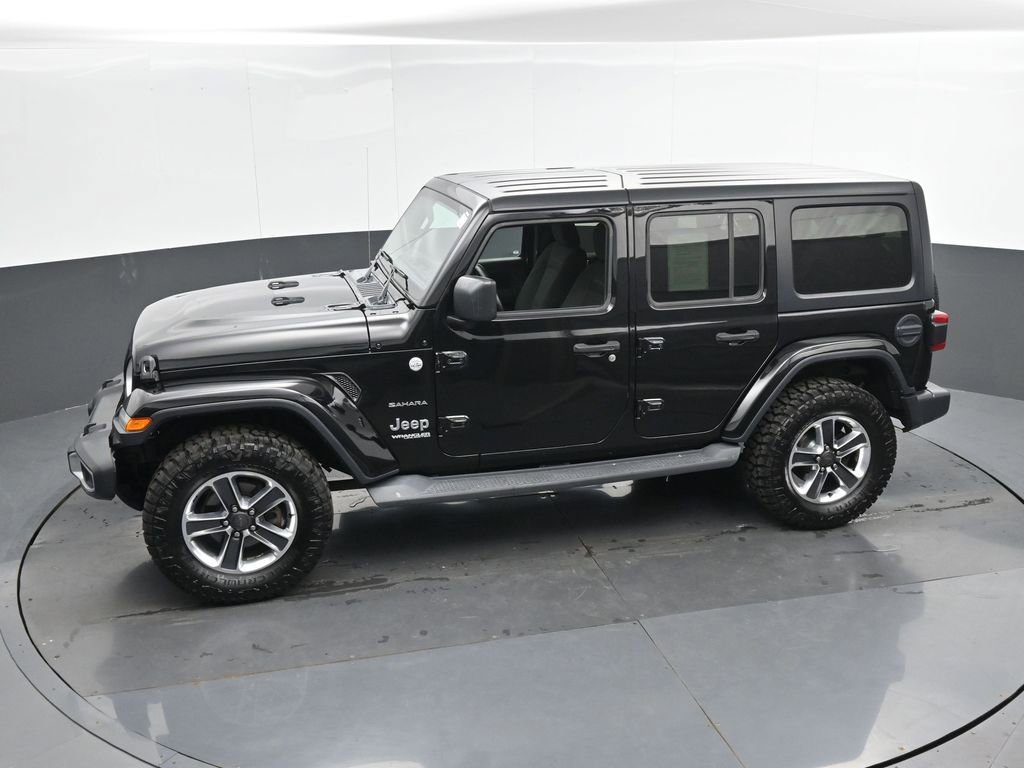 Used 2019 Jeep Wrangler Unlimited Sahara w/ Dual Top Group image 43