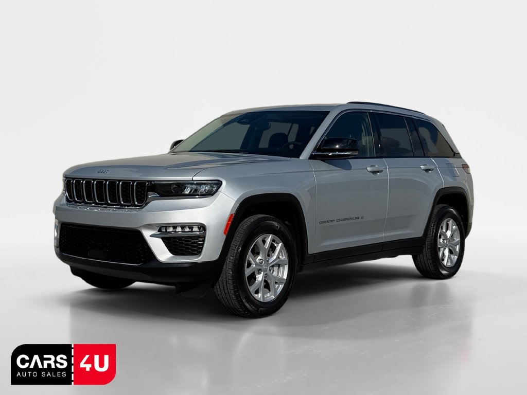 Used 2023 Jeep Grand Cherokee Limited w/ Trailer Tow Prep Group (B) AWD/4WD image 3