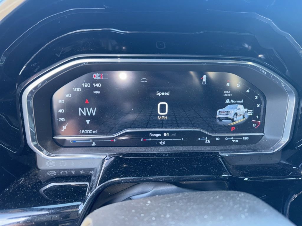 Used 2024 GMC Sierra 1500 SLT w/ SLT Convenience Package image 12