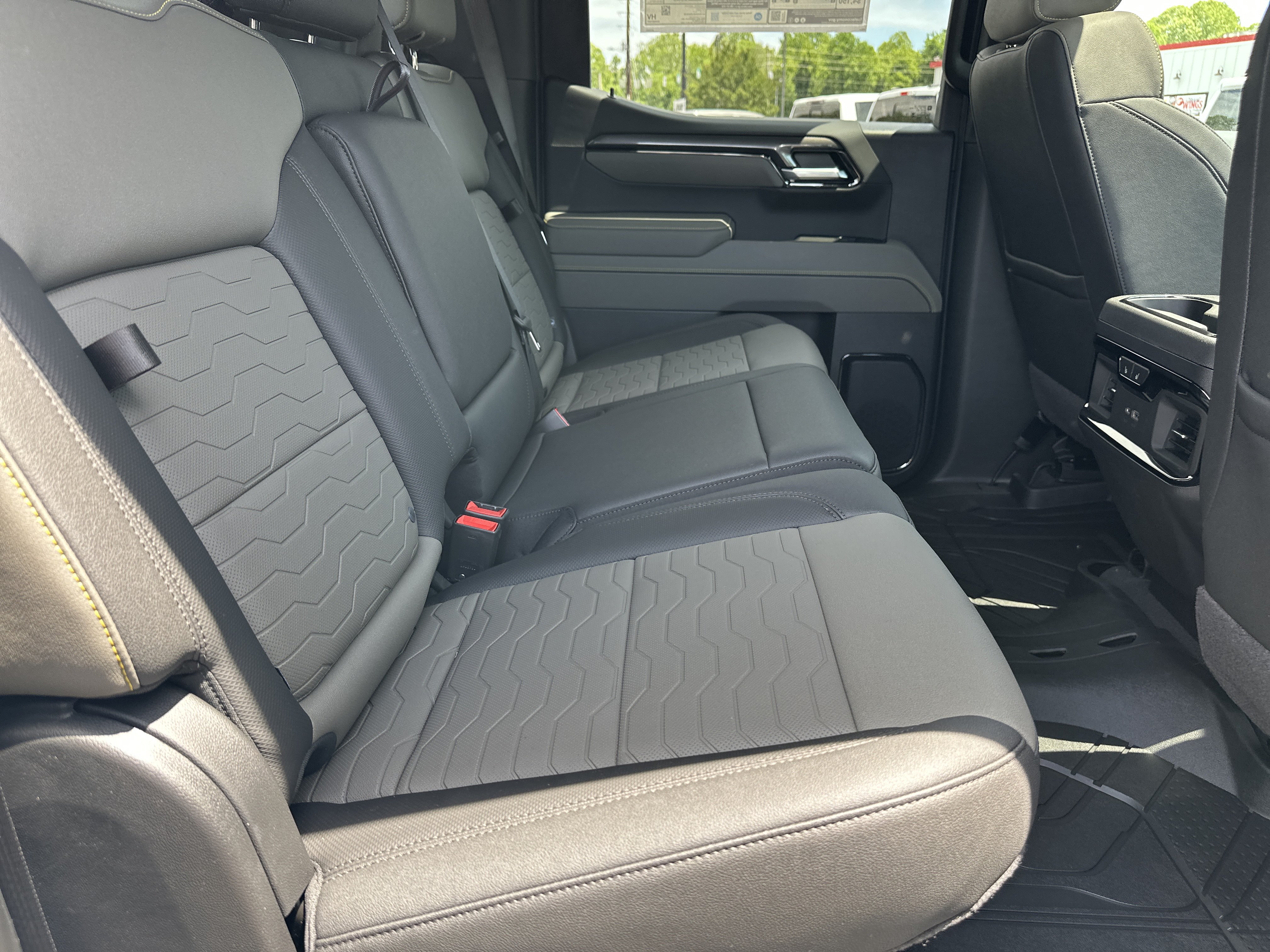 New 2026 Chevrolet Silverado 1500 ZR2 AWD/4WD image 17