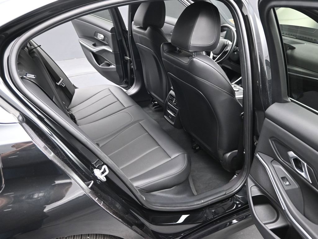 Used 2024 BMW 330e xDrive image 16