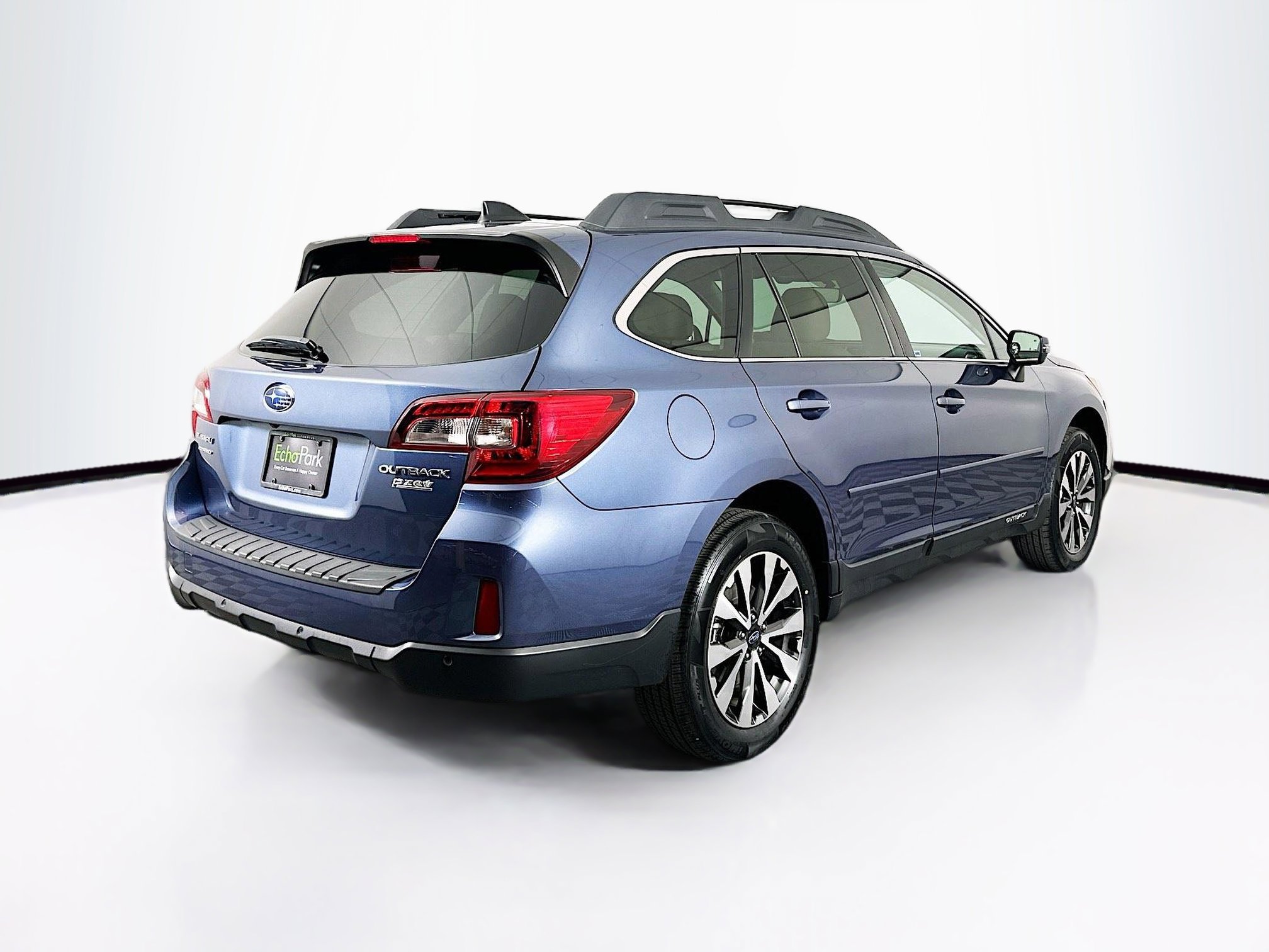 Used 2017 Subaru Outback 2.5i Limited image 9