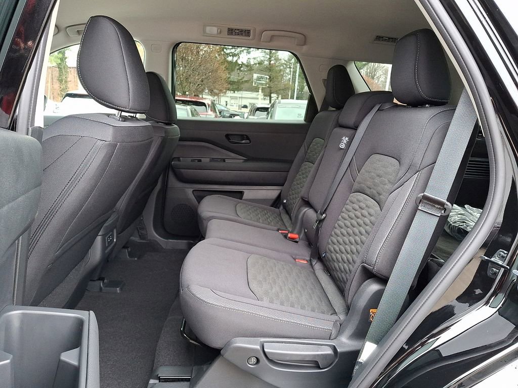 New 2026 Nissan Pathfinder SV AWD/4WD image 6