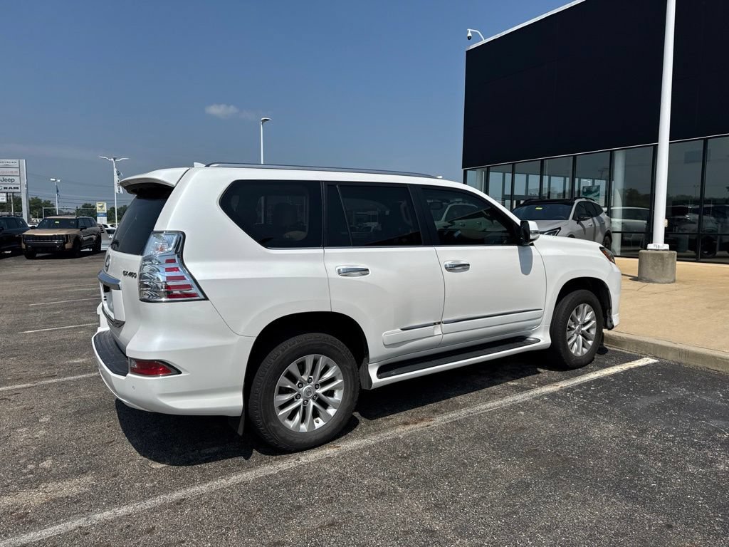 Used 2018 Lexus GX 460 Premium w/ Premium Package AWD/4WD image 4
