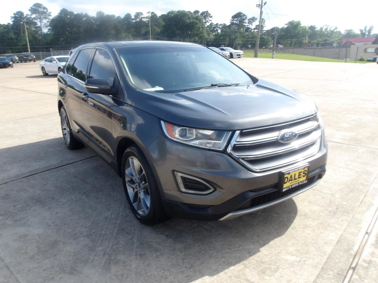 Used 2015 Ford Edge Titanium w/ Equipment Group 301A FWD image 4