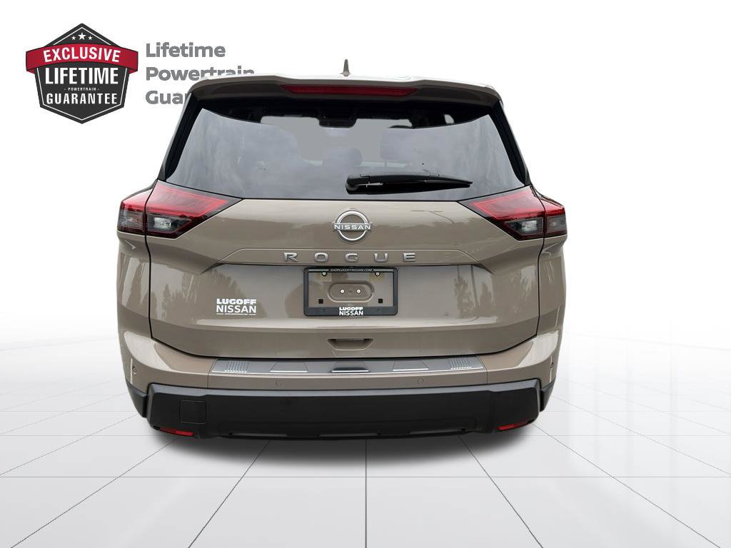 Certified 2025 Nissan Rogue SV FWD image 4