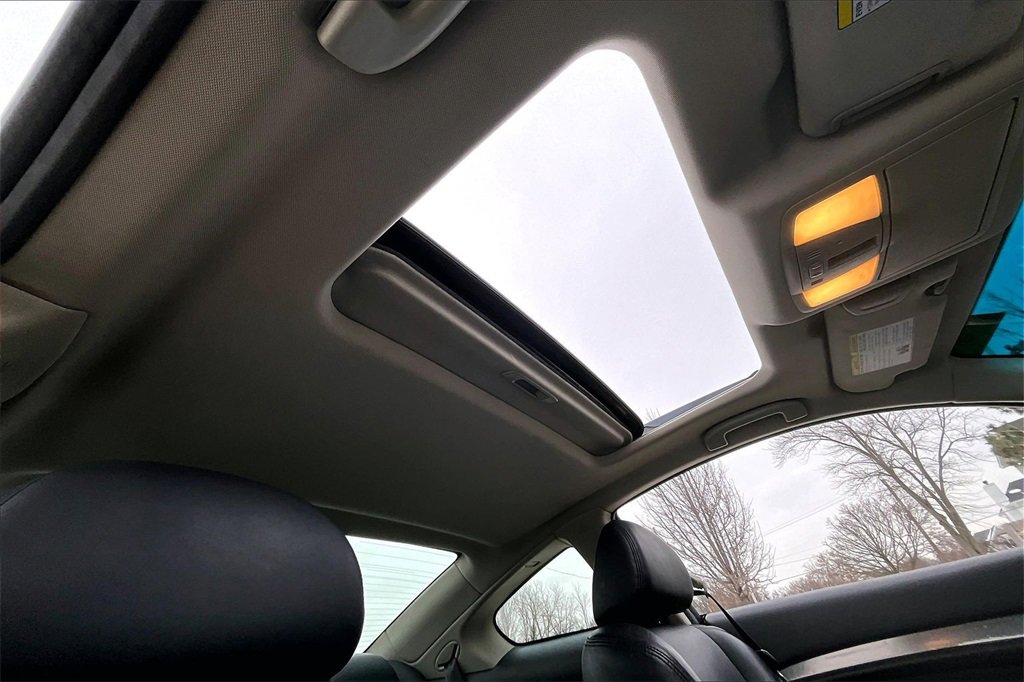 Used 2011 INFINITI G37 x w/ Premium Pkg image 22