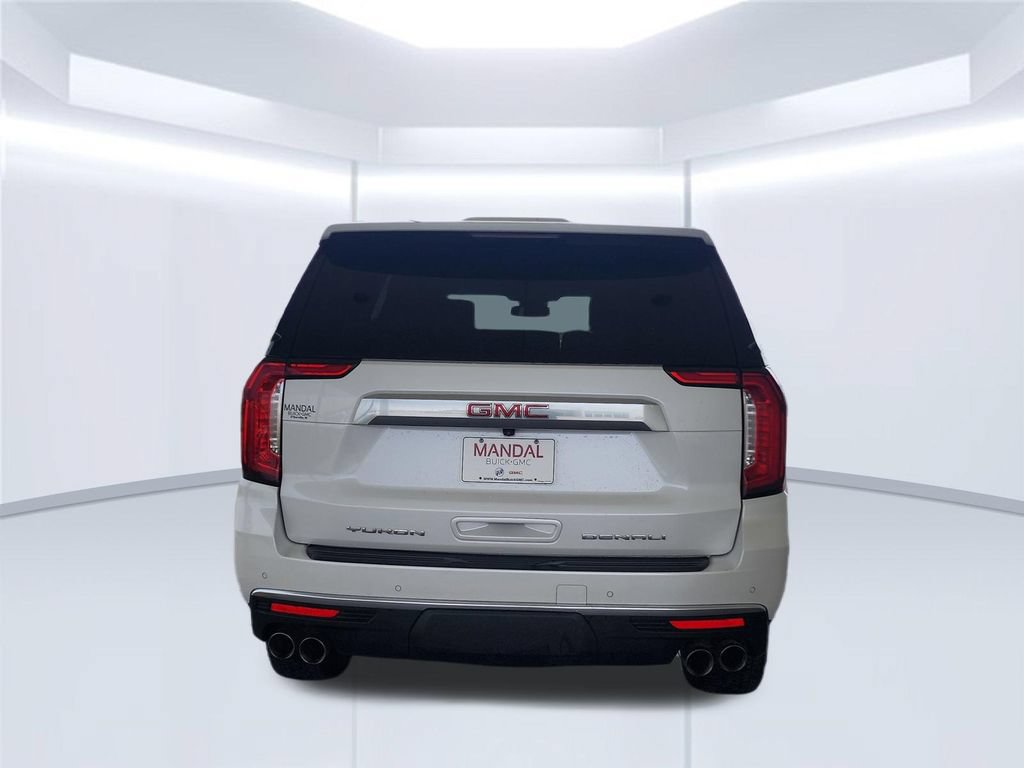 Used 2024 GMC Yukon Denali AWD/4WD image 9