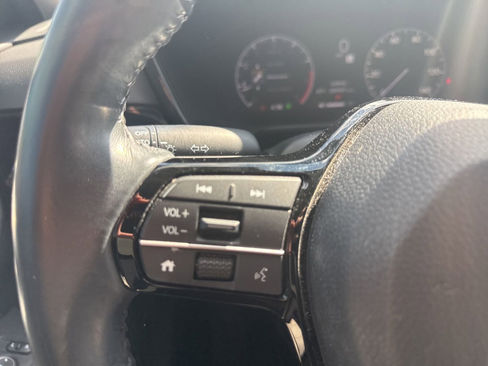 Used 2023 Honda CR-V EX-L image 14