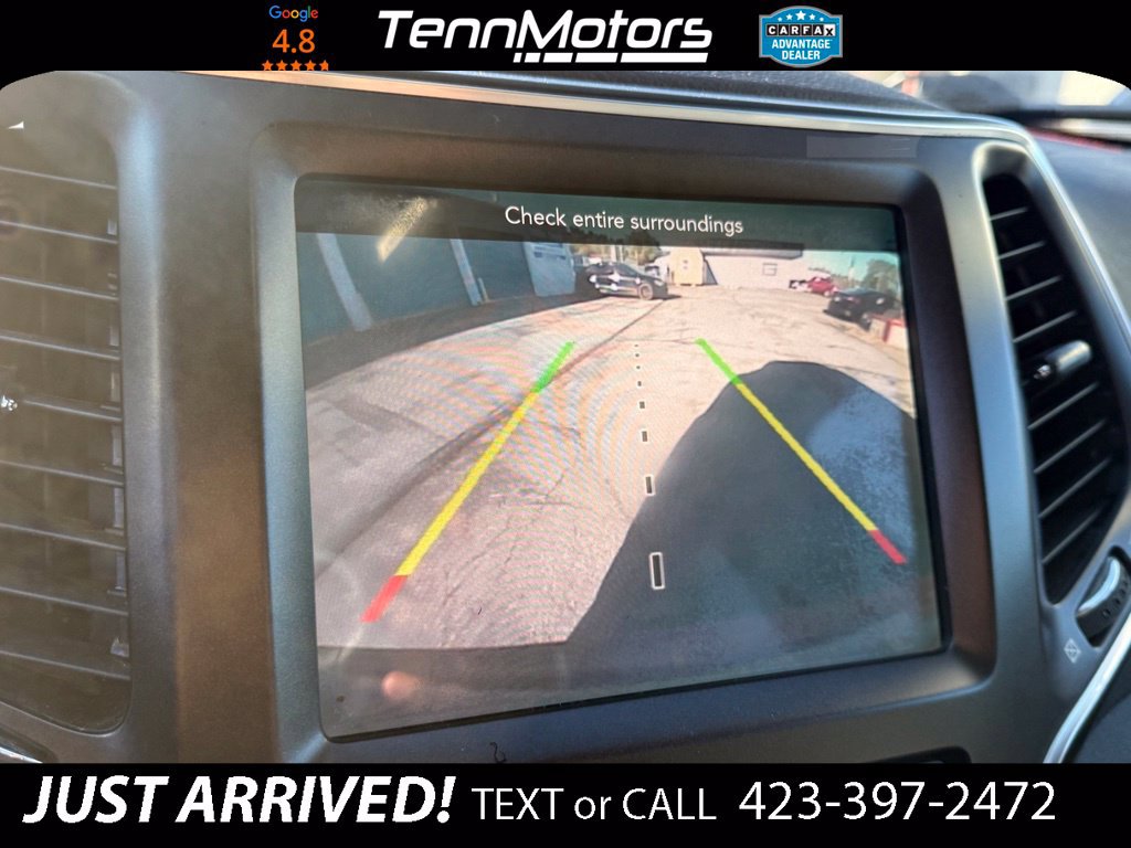 Used 2019 Jeep Cherokee Trailhawk AWD/4WD image 19