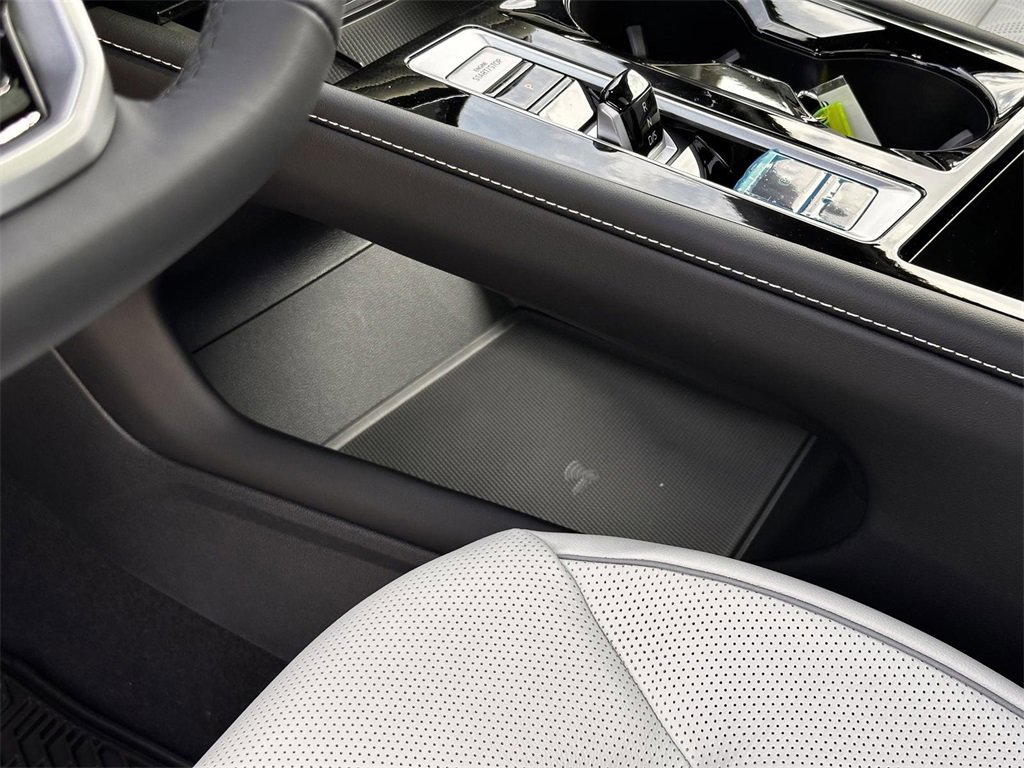 New 2025 Volkswagen Atlas Cross Sport SEL Premium R-Line image 30