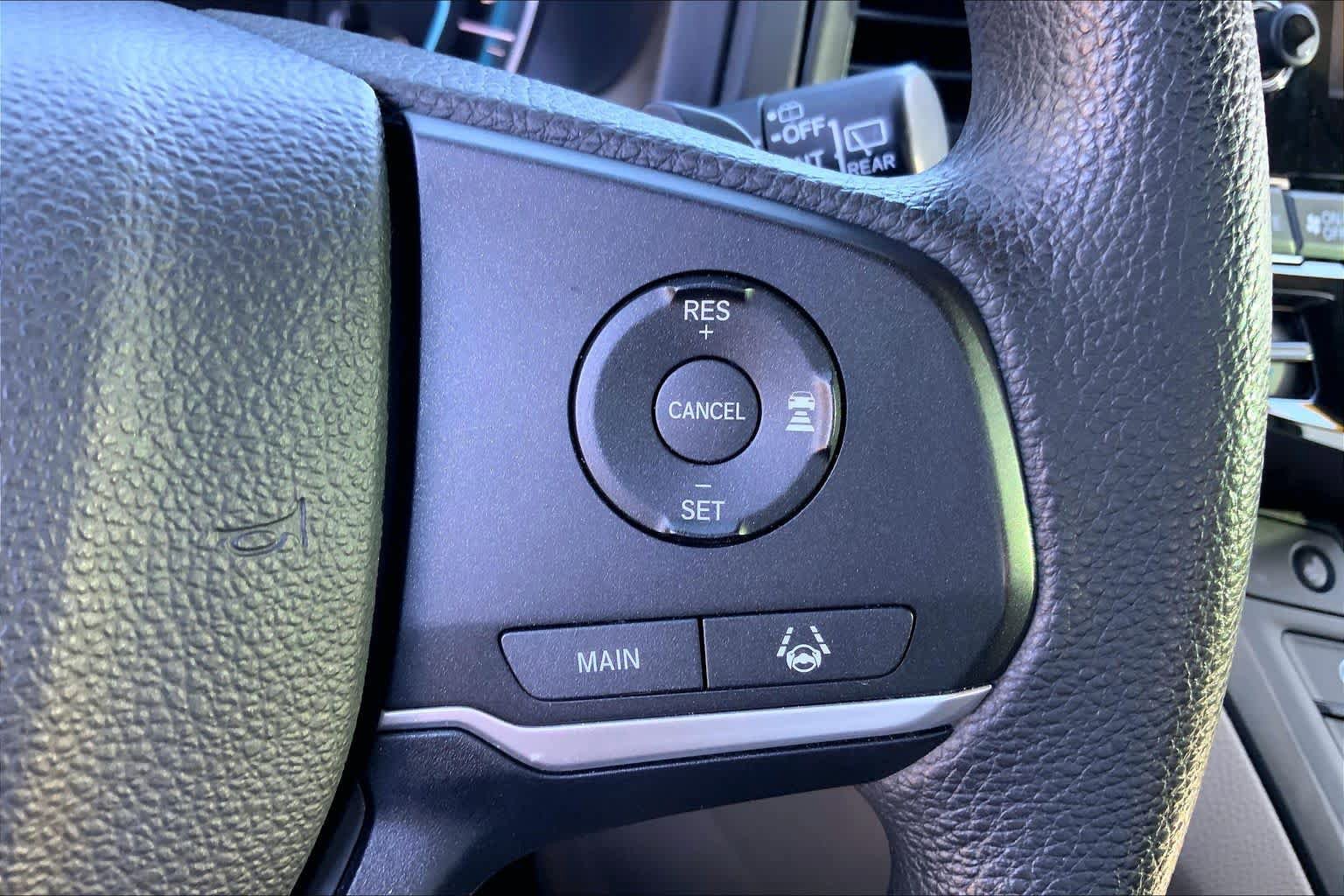 Used 2020 Honda Odyssey EX image 24