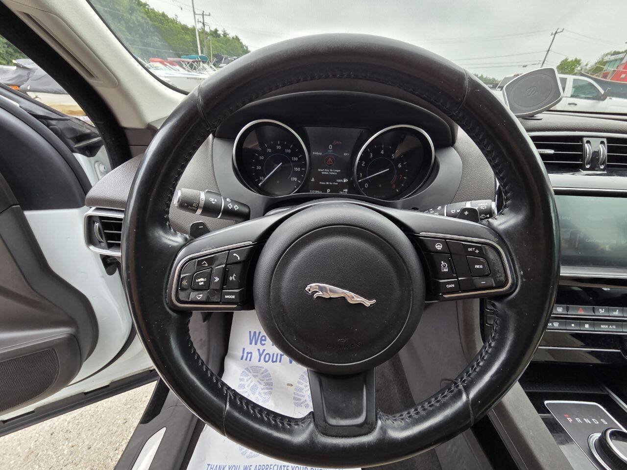 Used 2017 Jaguar F-PACE Prestige AWD/4WD image 24