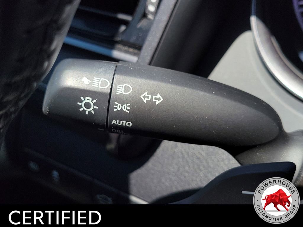 Used 2023 Toyota Camry SE FWD image 28