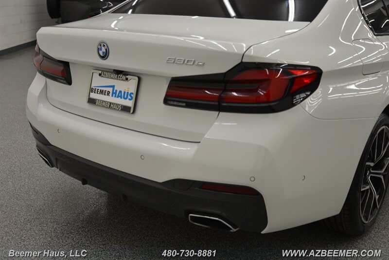 Used 2023 BMW 530e w/ M Sport Package RWD image 46