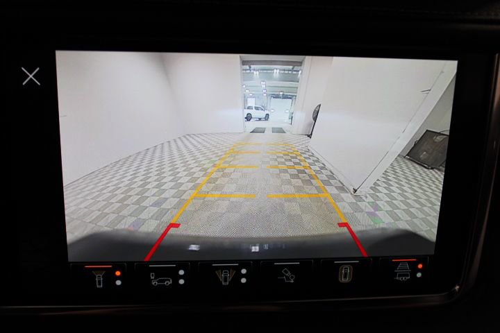 Used 2023 GMC Yukon Denali Ultimate image 58