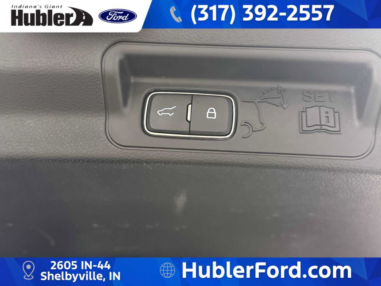 Used 2024 Ford Explorer XLT w/ Equipment Group 202A AWD/4WD image 26